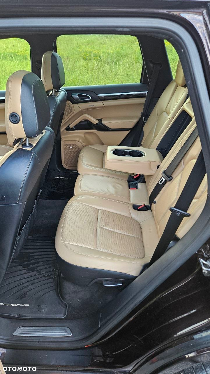 Porsche Cayenne Standard - 13