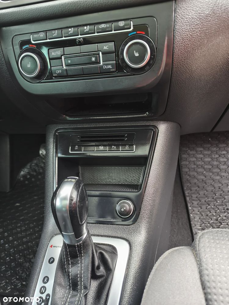 Volkswagen Tiguan 2.0 TDI DPF 4Motion Automatik Team - 12