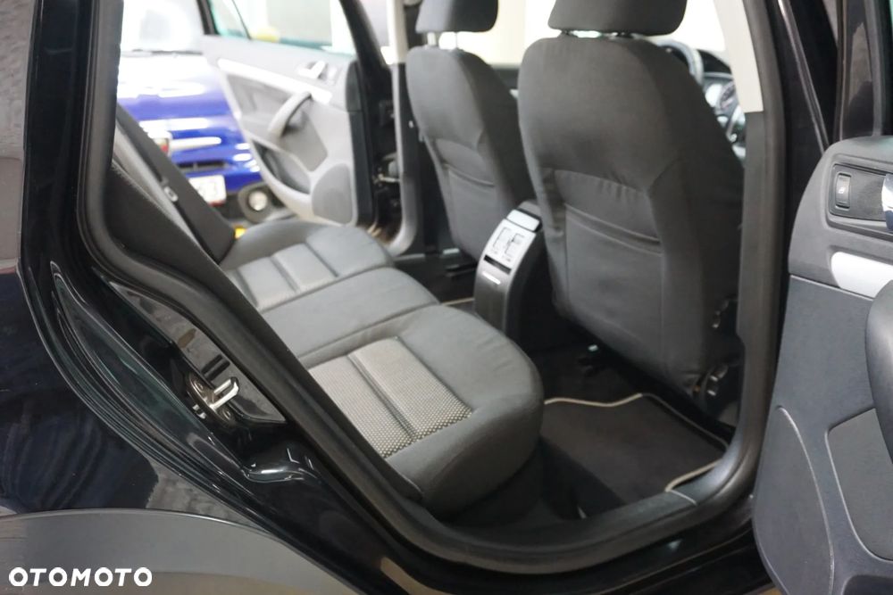 Skoda Octavia 2.0 TDI DPF 4x4 Scout - 26