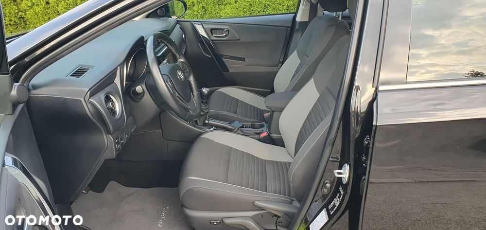 Toyota Auris 1.2 Turbo Edition-S - 27