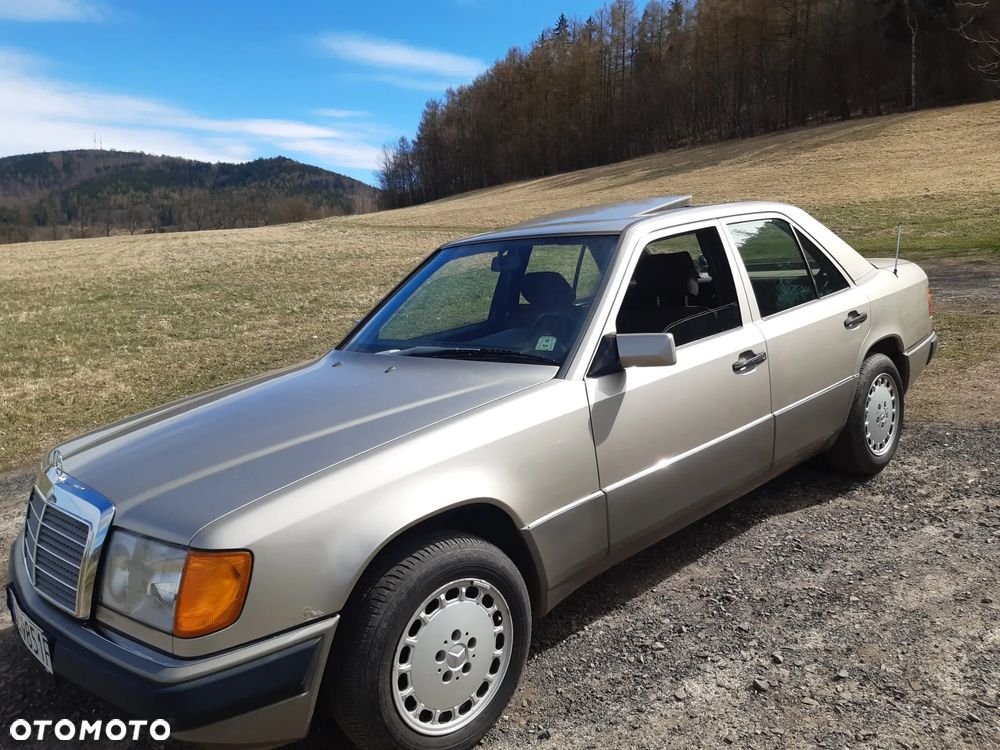 Mercedes-Benz W124 (1984-1993) - 1