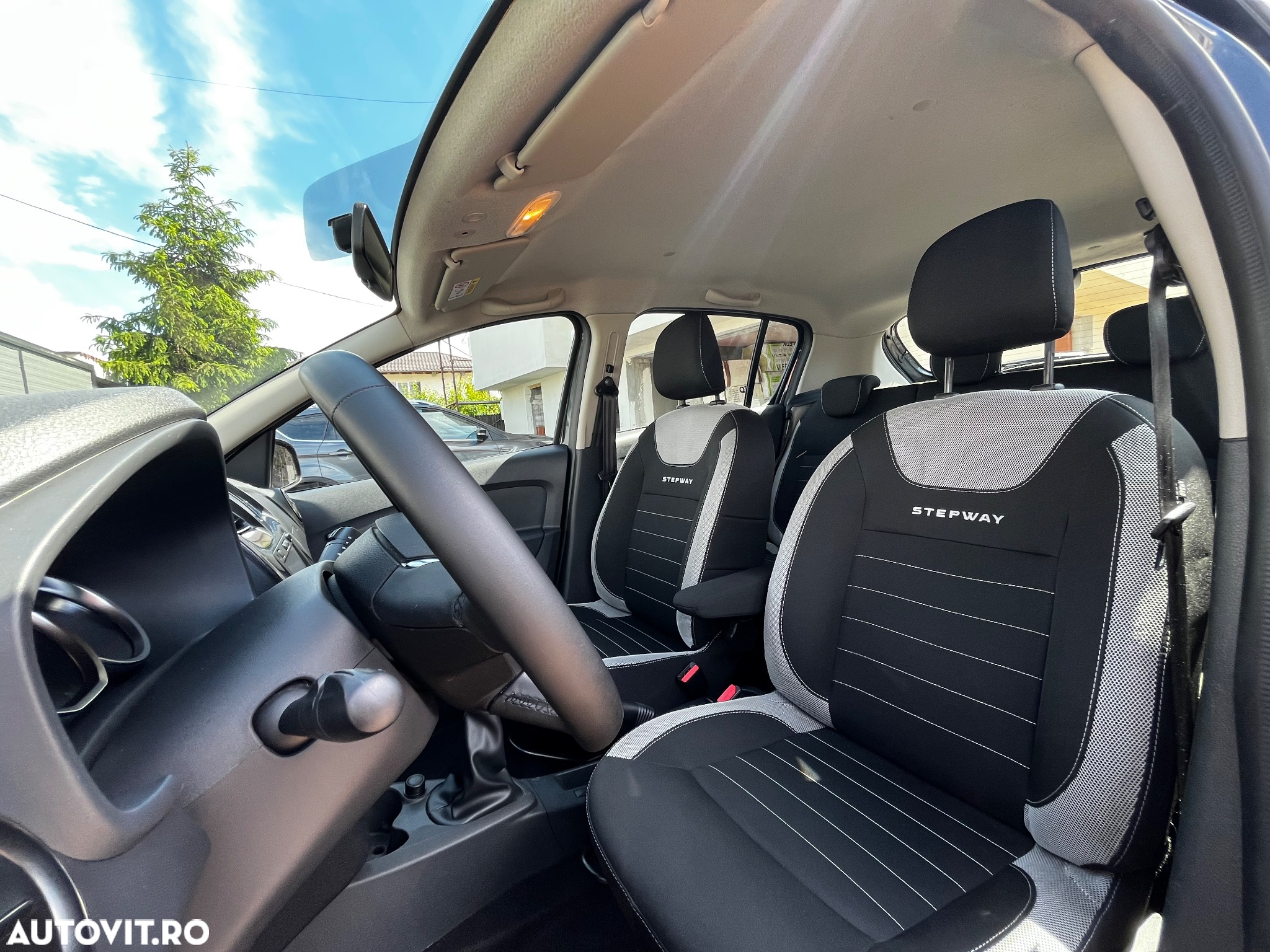 Dacia Sandero Stepway TCe 90 Prestige - 13