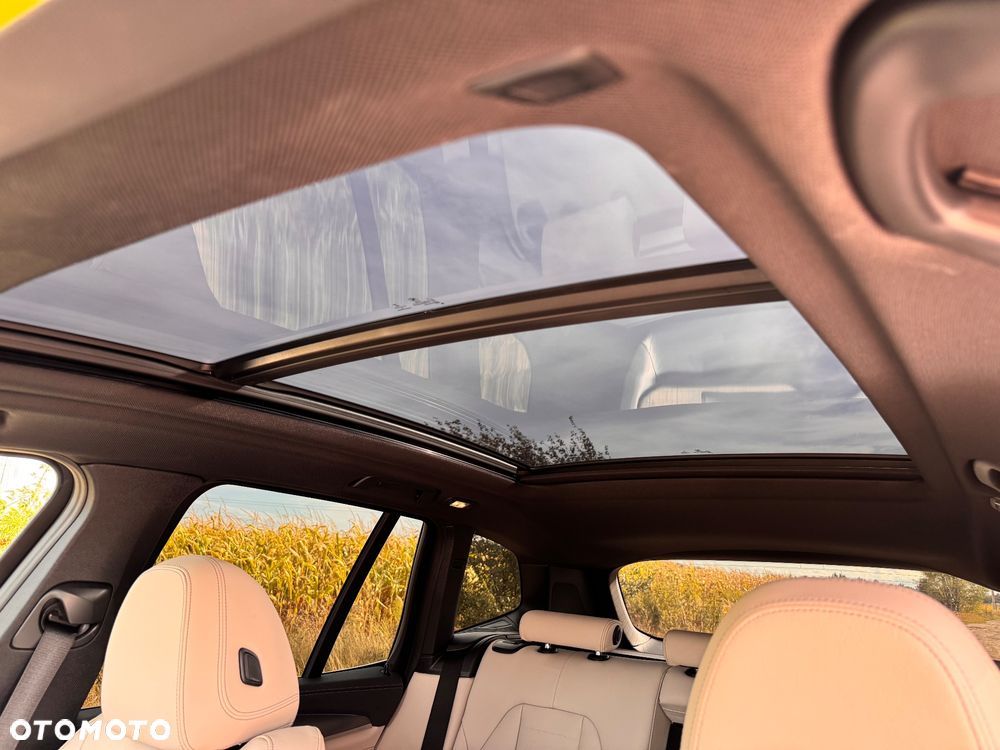 BMW X3 xM40i mHEV - 27