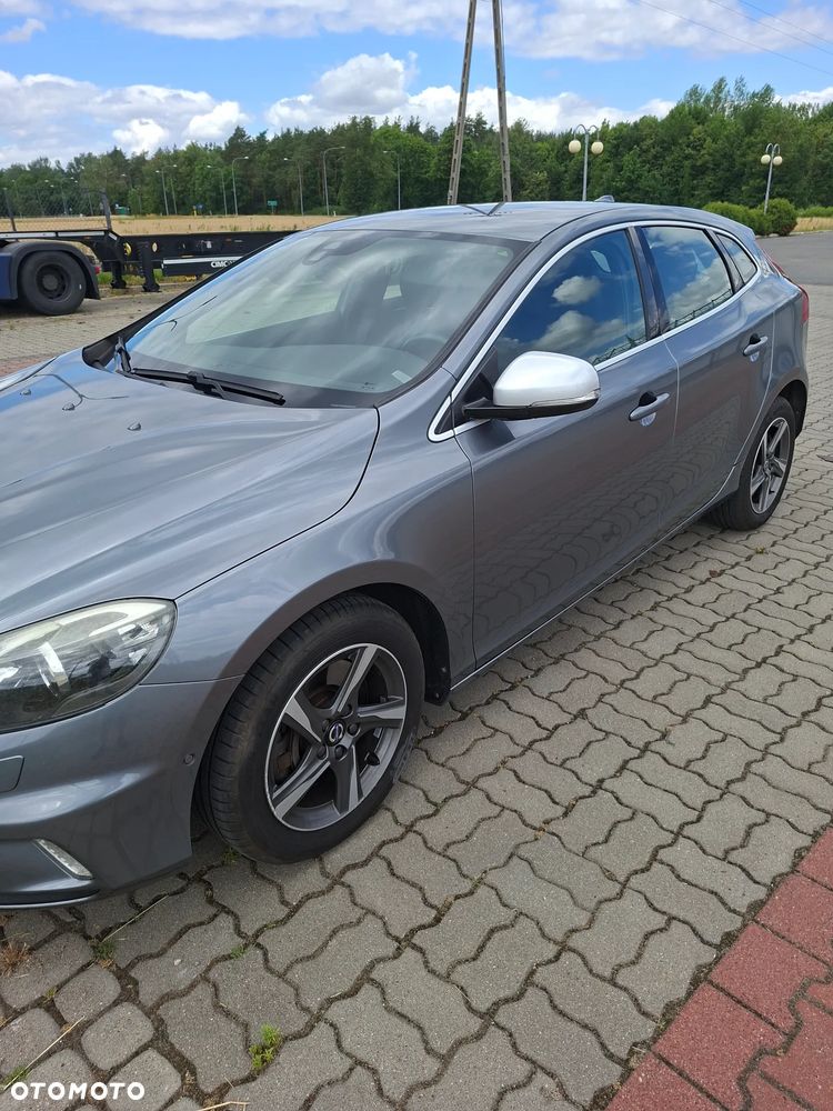 Volvo V40 D4 Drive-E R-Design Momentum - 5