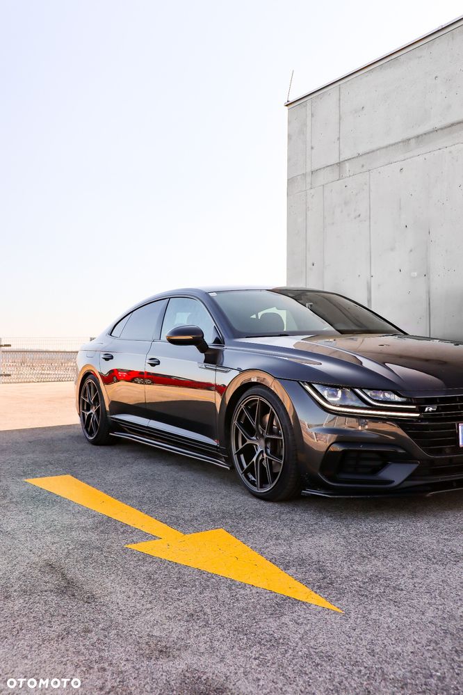 Volkswagen Arteon 2.0 TSI 4Motion R-Line DSG - 2