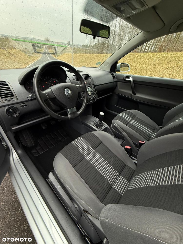 Volkswagen Polo 1.9 TDI United - 24