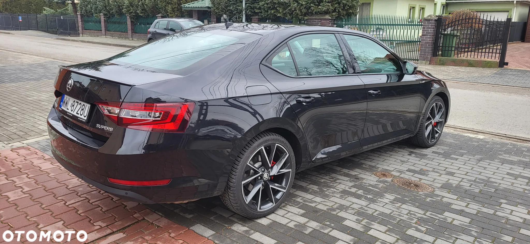 Skoda Superb 2.0 TSI Active DSG - 4
