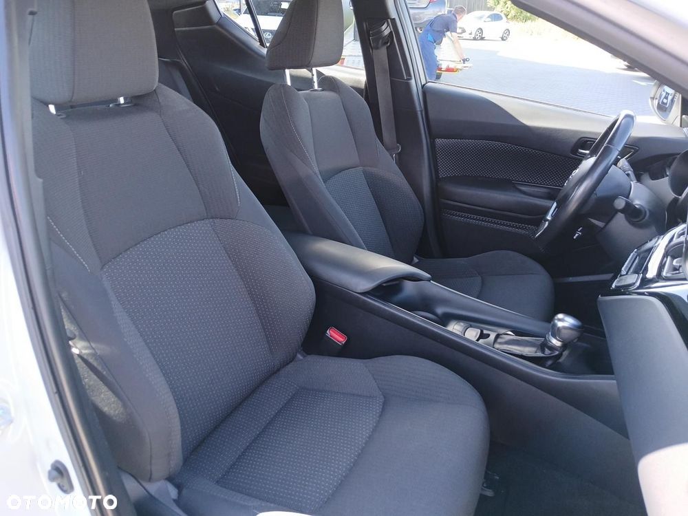 Toyota C-HR 1.8 Hybrid Premium - 19