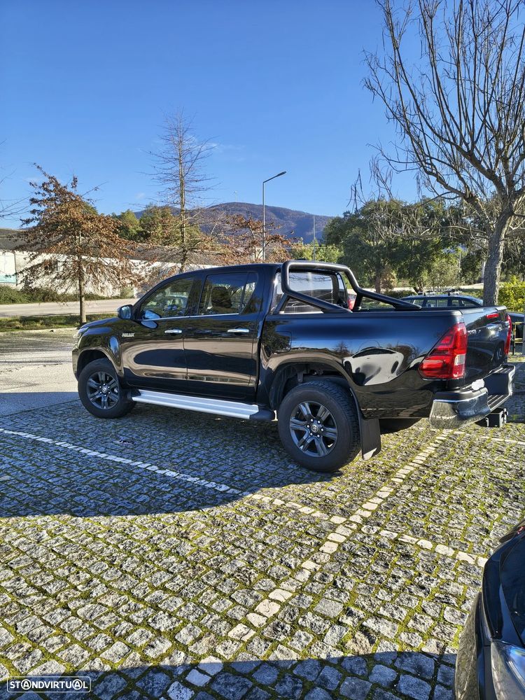 Toyota Hilux 2.4 D-4D 4WD CD CM Aut. - 4