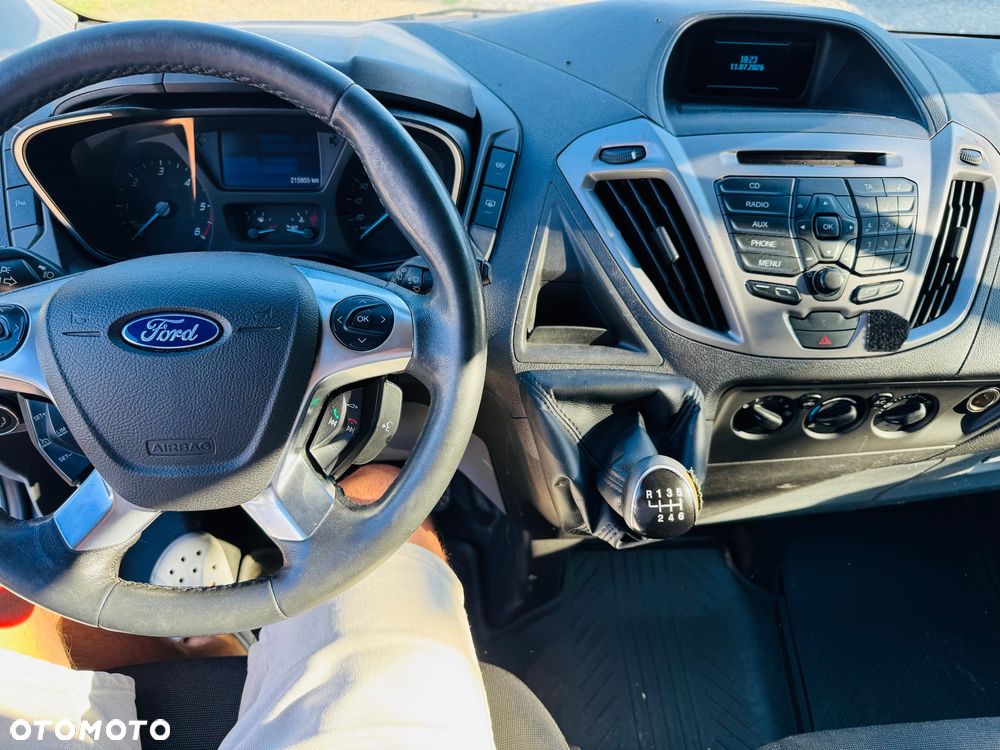 Ford Transit Custom - 8