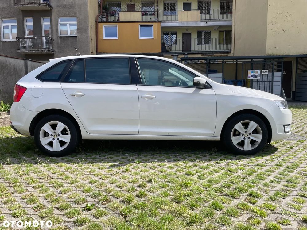 Skoda RAPID 1.2 TSI Ambition - 2