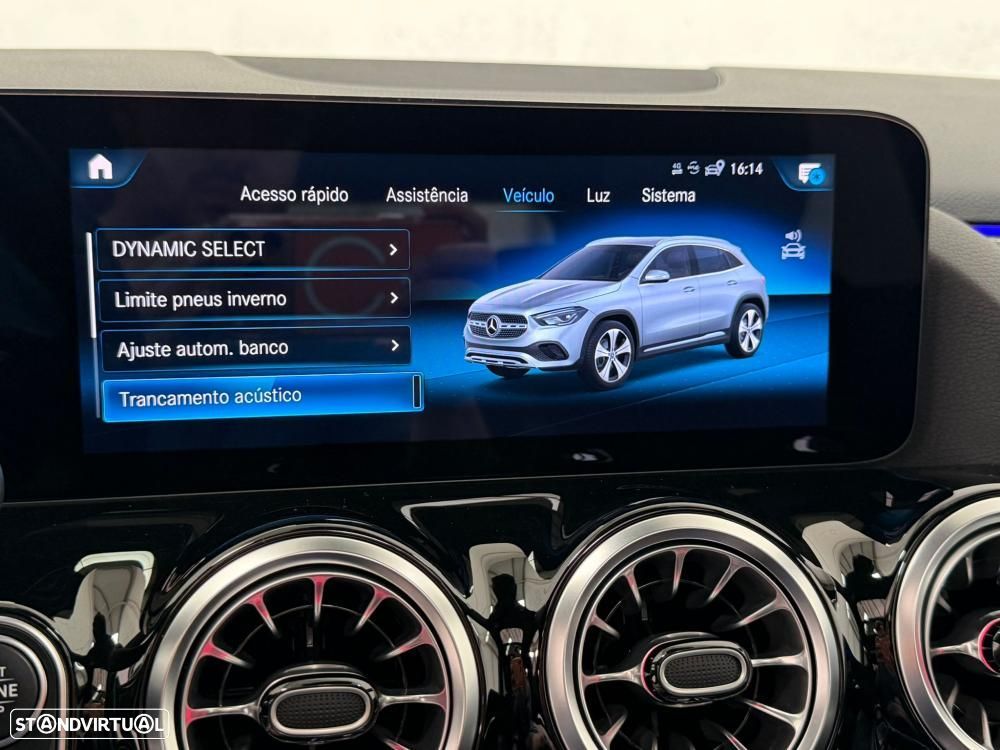 Mercedes-Benz GLA 250 e AMG Line - 32