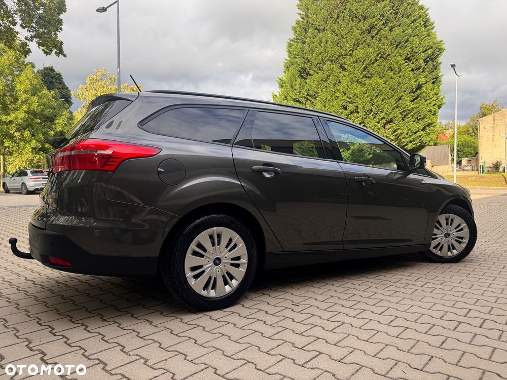 Ford Focus 1.0 EcoBoost Start-Stopp-System TITANIUM STYLE - 10
