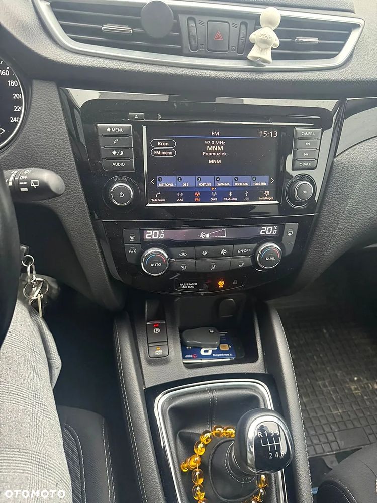 Nissan Qashqai 1.3 DIG-T SHIRO - 39