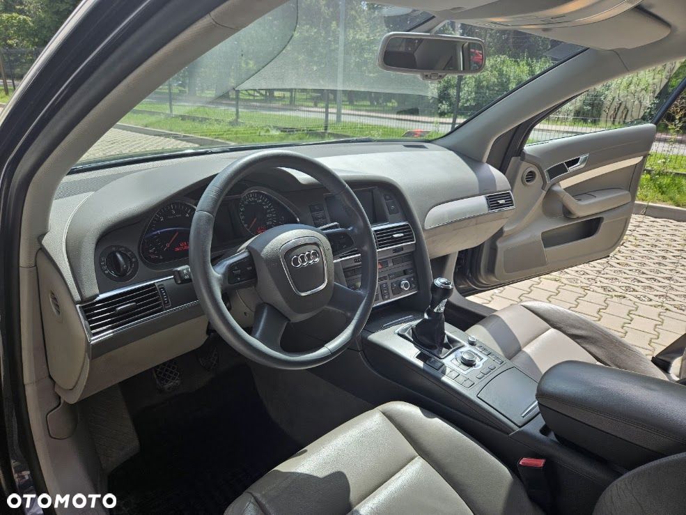 Audi A6 Limousine 2.7 TDI - 12