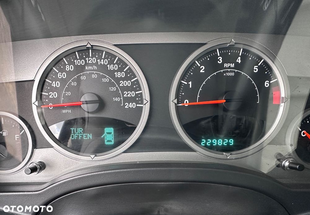 Jeep Compass 2.4 Limited - 14