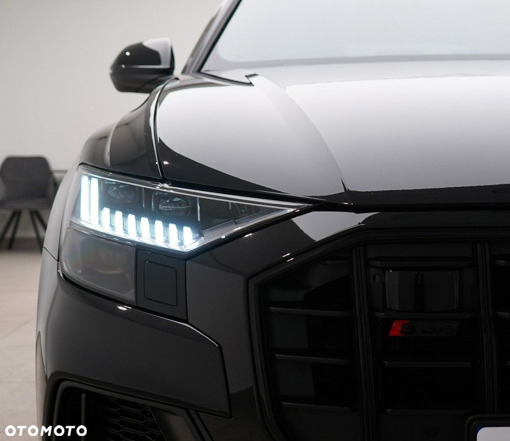Audi SQ8 - 9