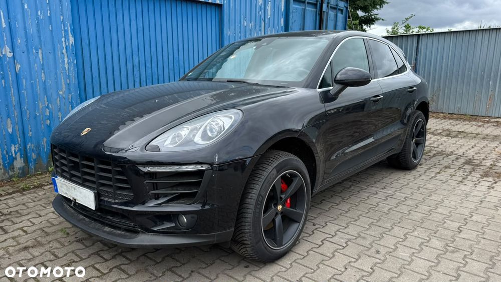 Porsche Macan - 1