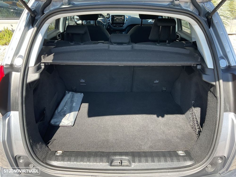 Peugeot 2008 1.2 PureTech Style - 13