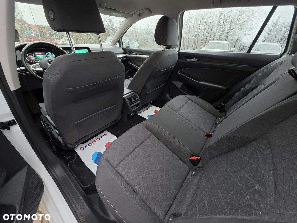 Volkswagen Golf - 21