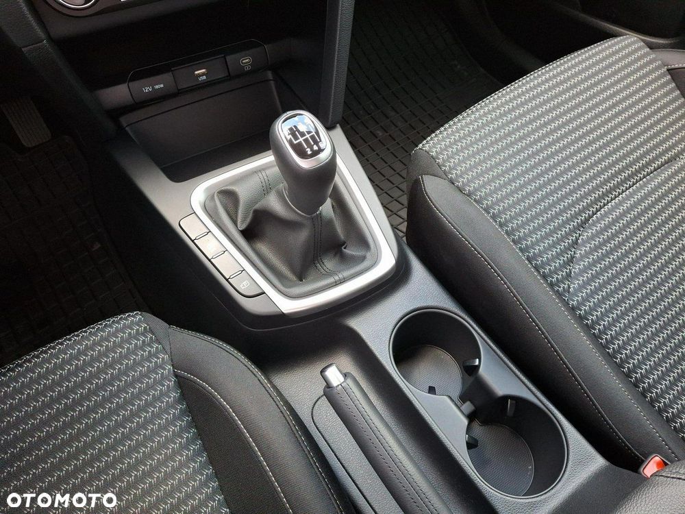 Kia Ceed 1.5 T-GDI M - 15