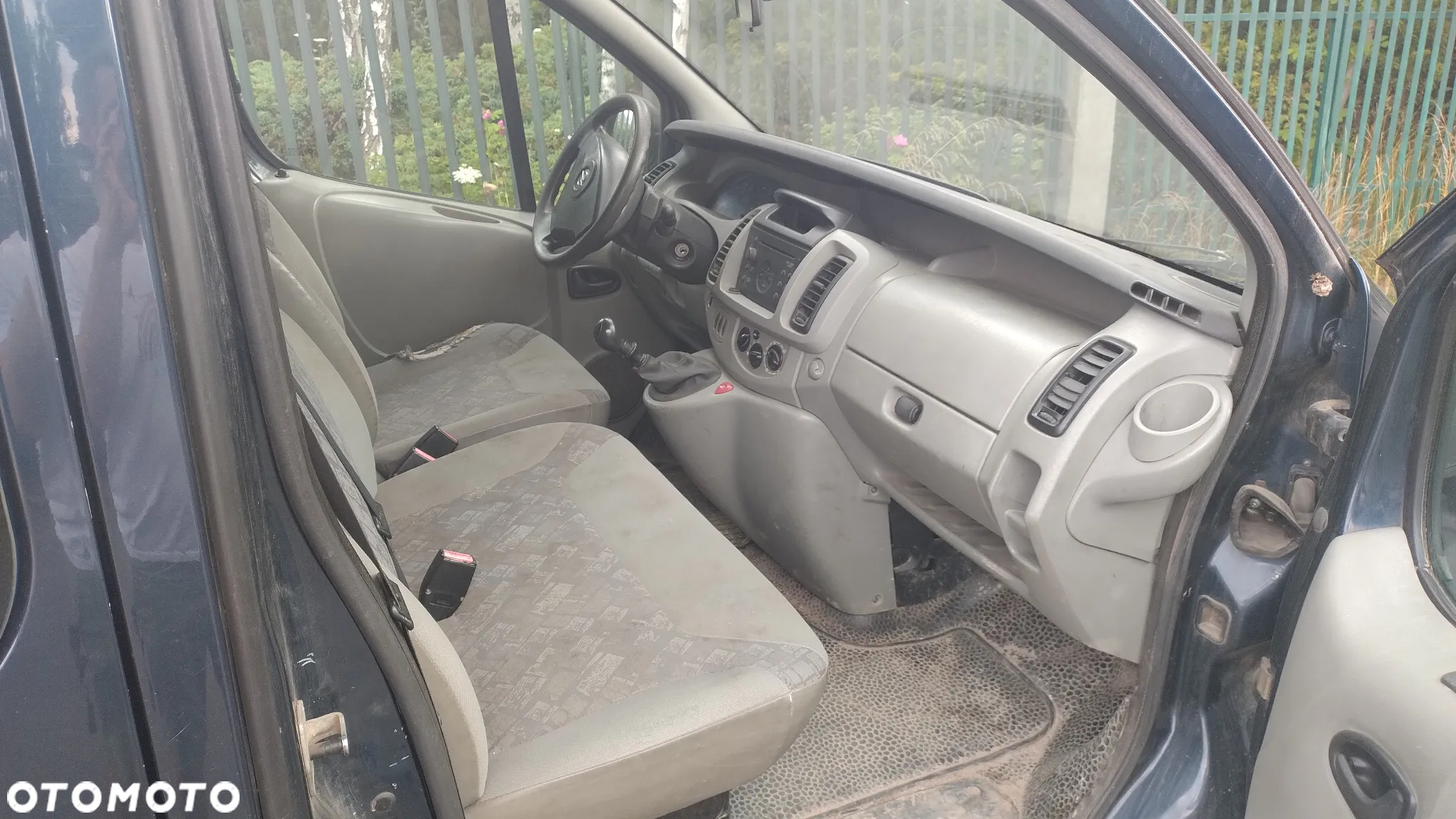 Opel Vivaro - 8