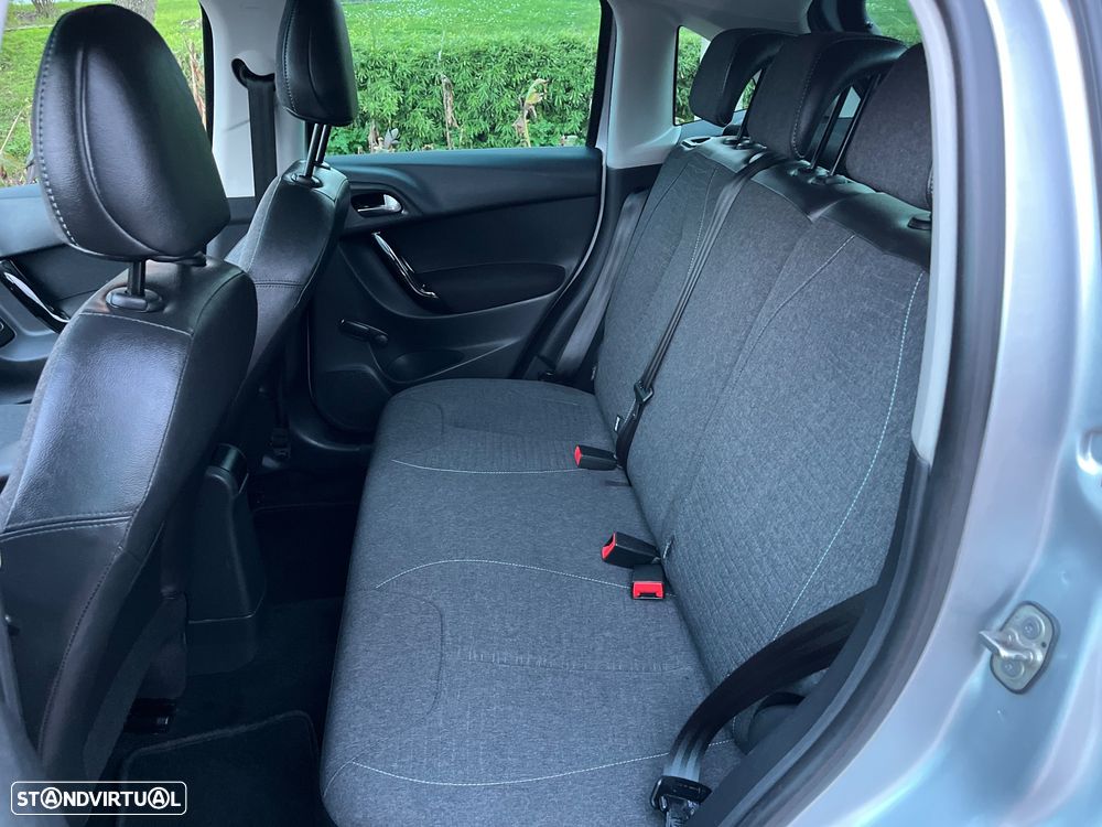 Citroën C3 1.2 PureTech Seduction - 17