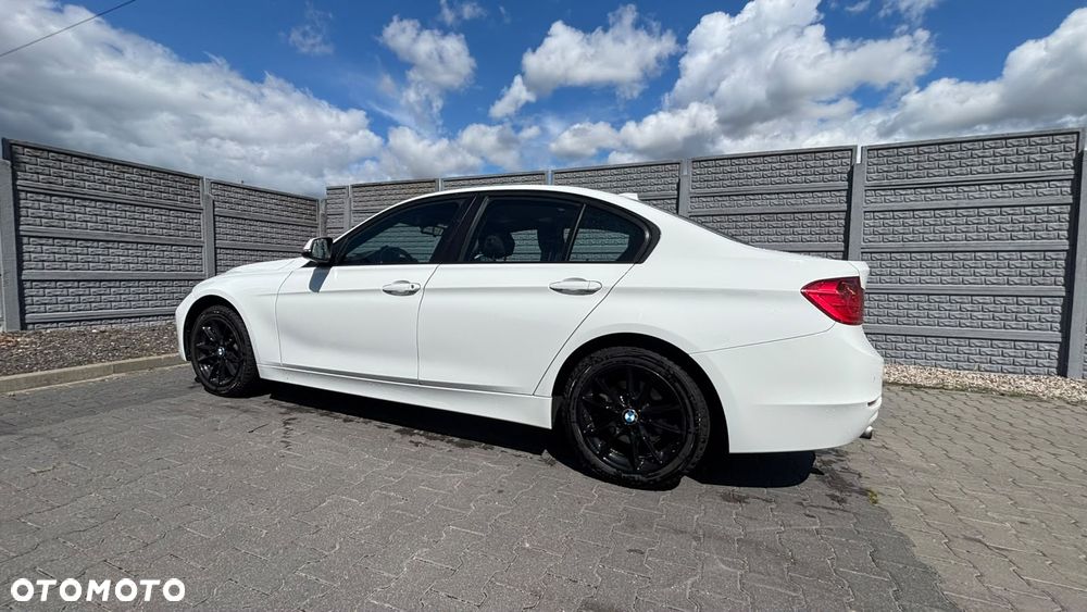 BMW Seria 3 316d Edition Luxury Line Purity - 6