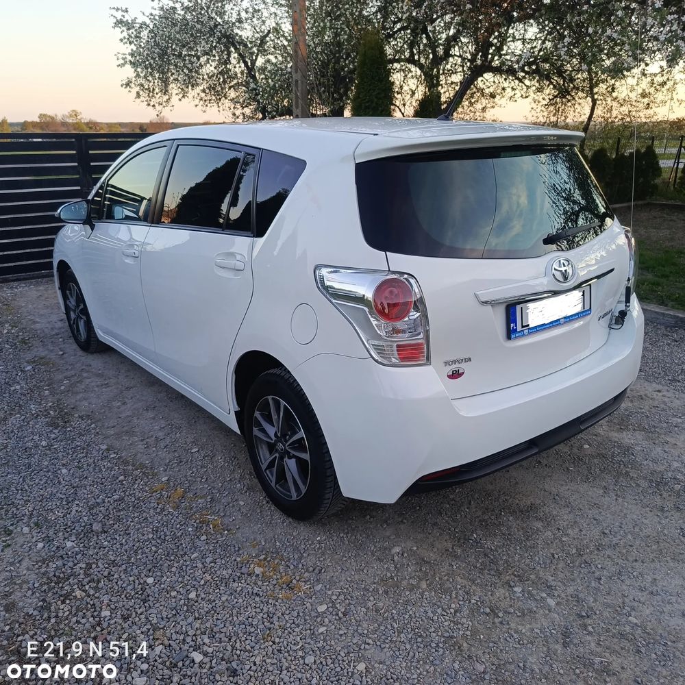 Toyota Verso 2.0 D-4D 5-Sitzer Executive - 36