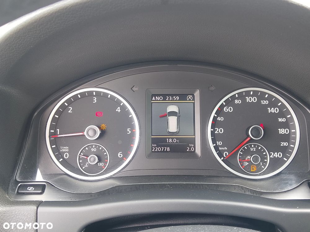 Volkswagen Tiguan - 21