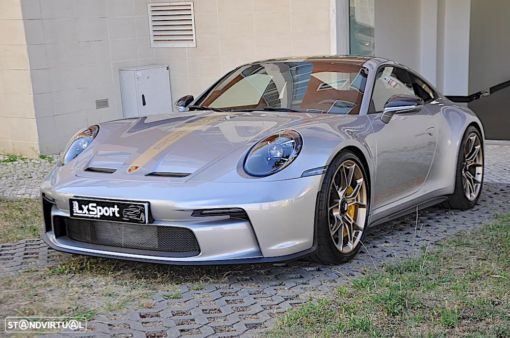 Porsche 911 (992) GT3 Touring Package - 2