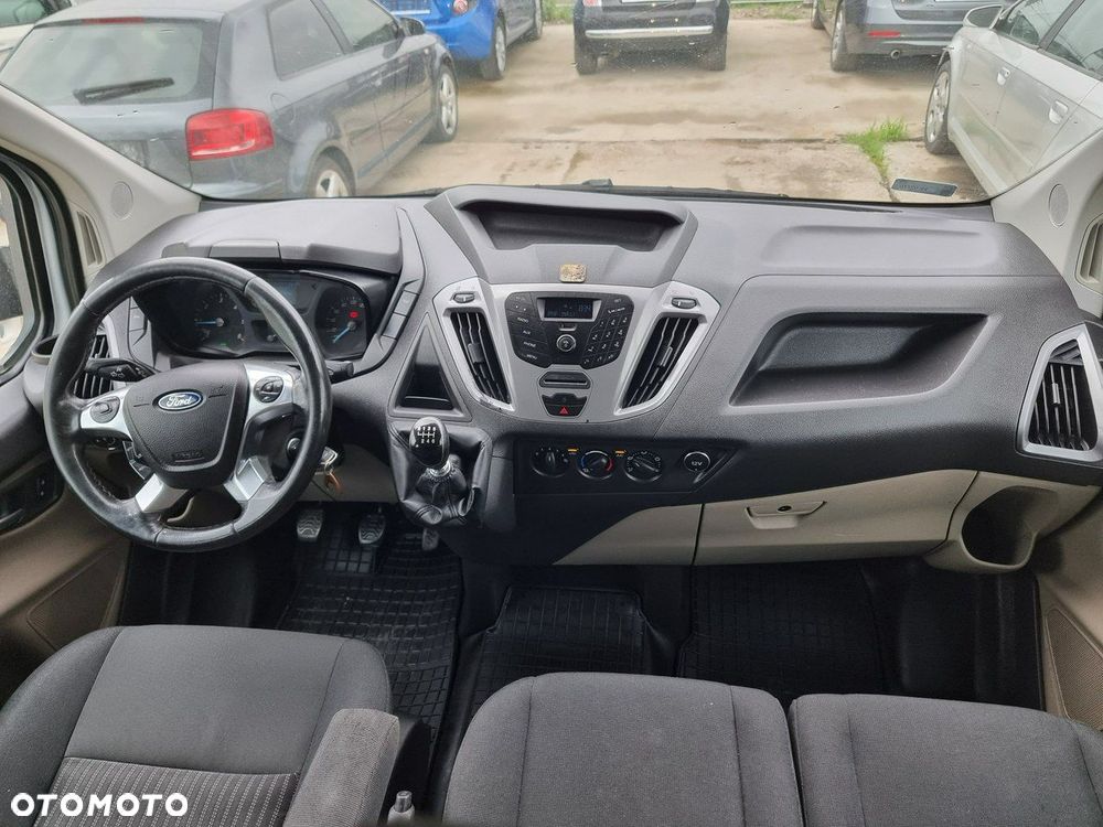 Ford Transit Custom - 13