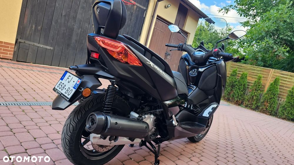 Yamaha X-max - 22