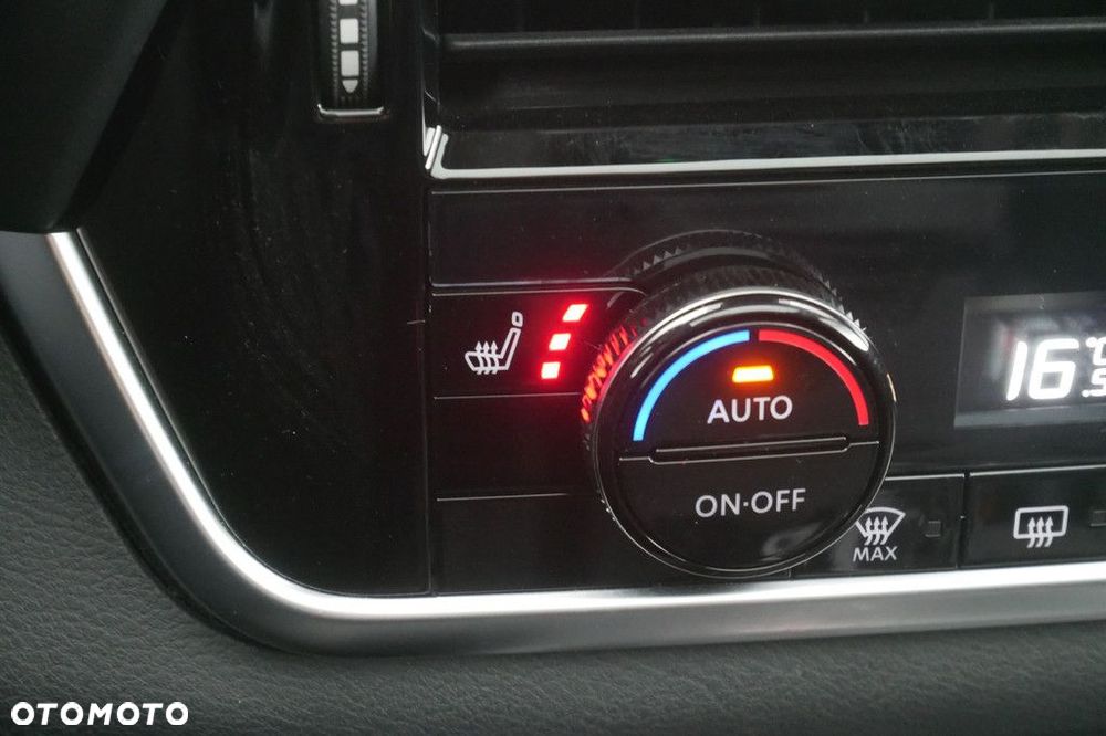 Nissan Qashqai - 25