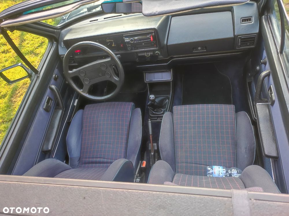 Volkswagen Golf - 8