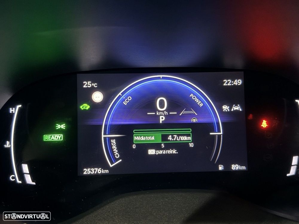 Toyota Yaris Cross 1.5 HDF Comfort Plus - 23