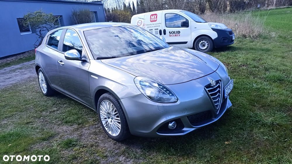 Alfa Romeo Giulietta 2.0 JTDM Exclusive TCT EU6 - 11