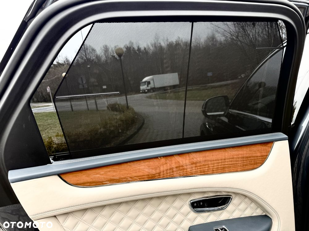 Bentley Bentayga - 19