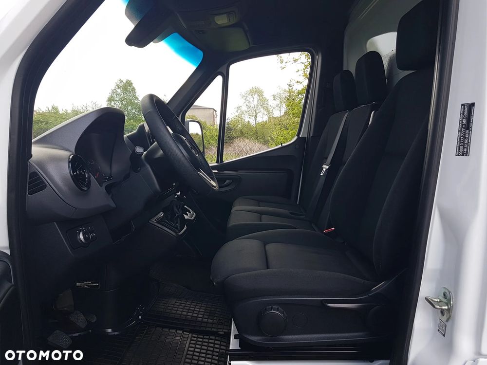 Mercedes-Benz Sprinter 8EP KONTENER 4,22x2,16x2,31 KLIMA 314CDI MANUAL 6-BIEGÓW KRAJOWY - 22