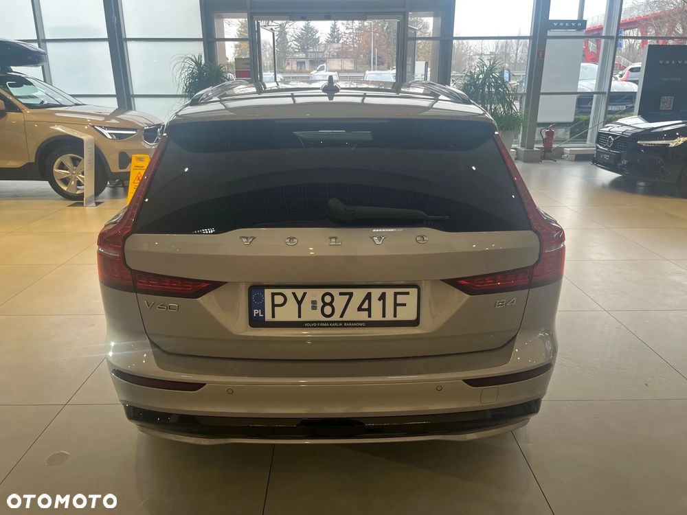 Volvo V60 B4 B Plus Dark - 6
