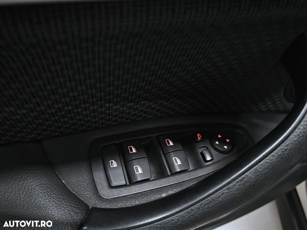 BMW X1 xDrive25e AT PHEV - 31