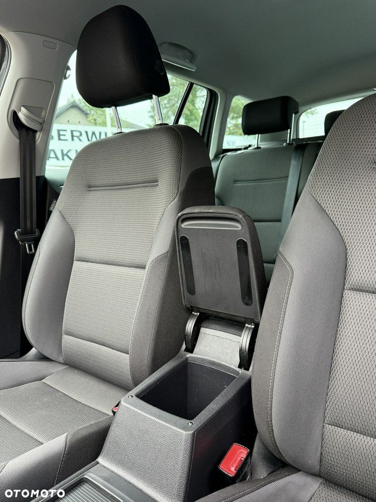 Volkswagen Golf - 16