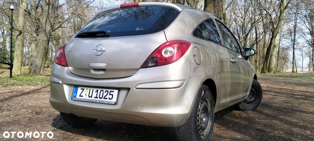 Opel Corsa 1.2 16V Enjoy - 16