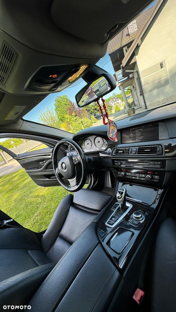 BMW Seria 5 535i - 15
