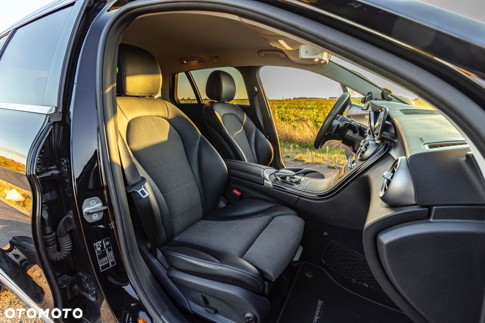 Mercedes-Benz Klasa C - 36