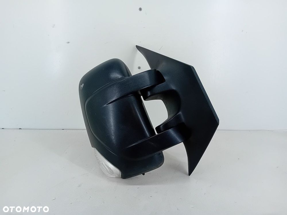 LUSTERKO PRAWE RENAULT MASTER III ( 10- ) E9024507 O719 - 1