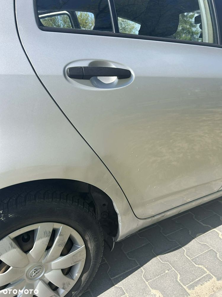 Toyota Yaris 1.0 Entry EU5 - 22