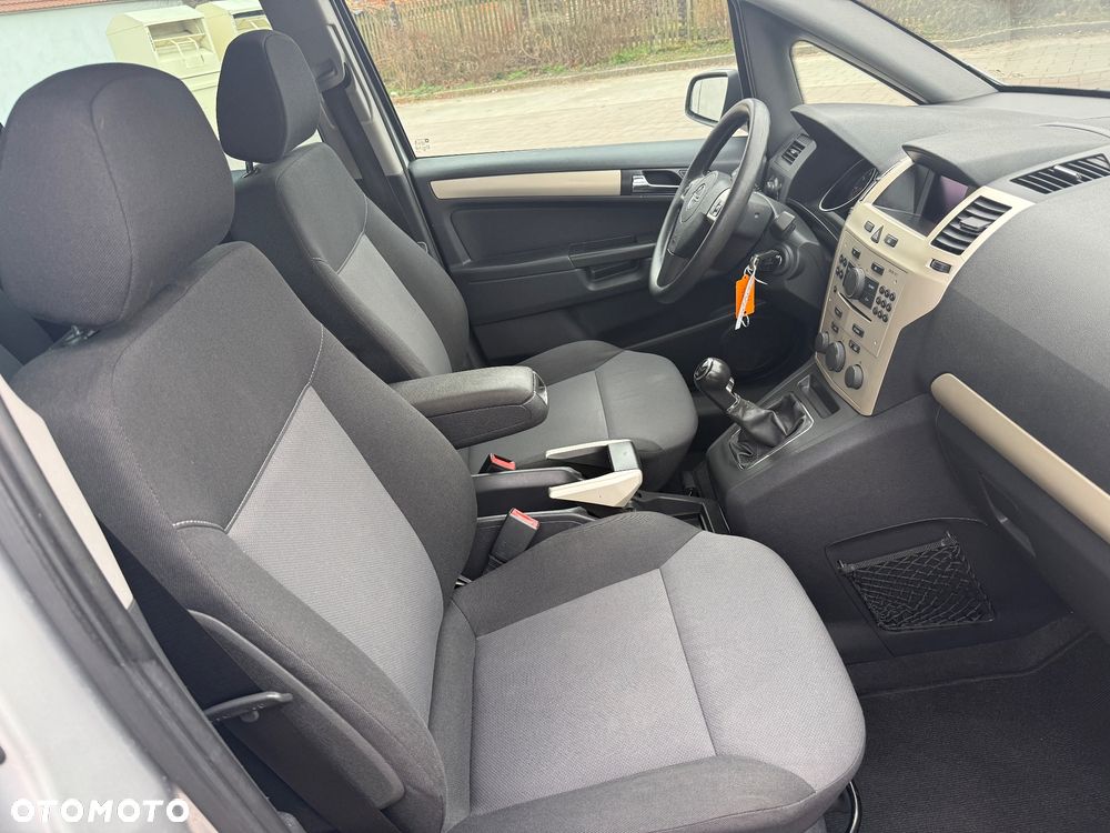 Opel Zafira 1.8 Family - 14