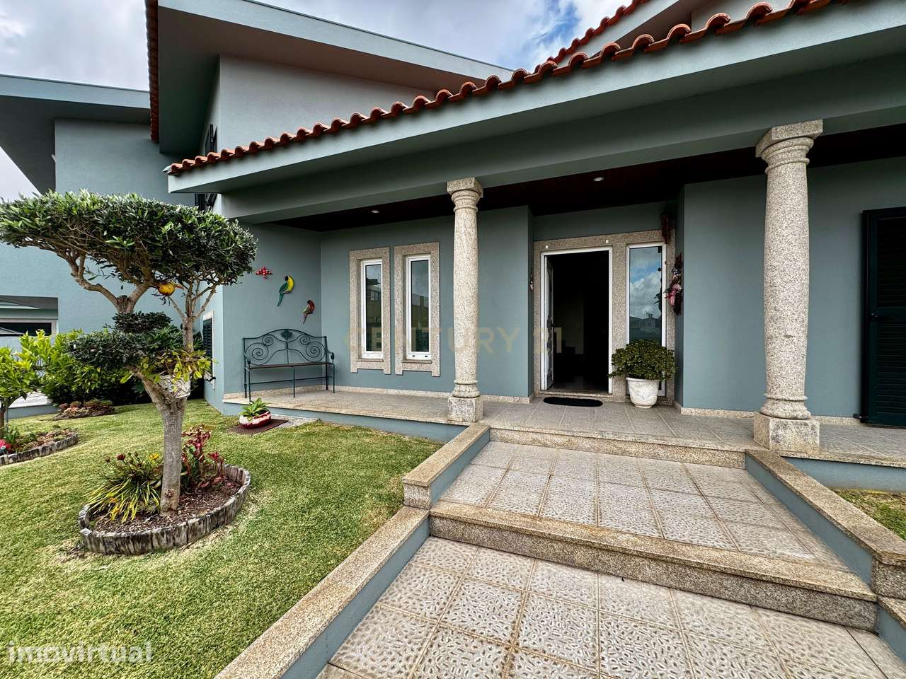 Moradia T3 com Piscina | Elegância e Qualidade de Vida em Guilhabreu, - Grande imagem: 2/53