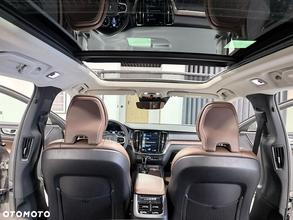 Volvo V60 D3 Inscription - 36